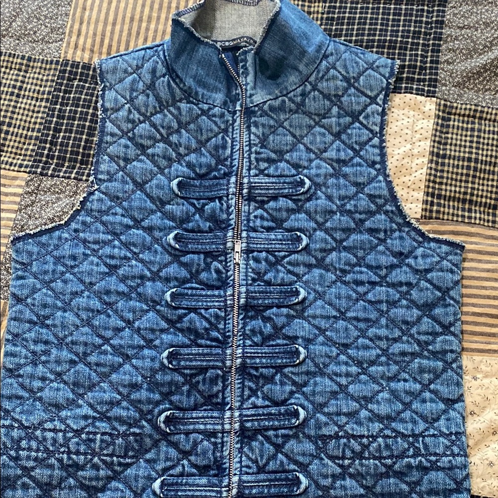 Quilted Blue Denim Vest BCBG MaxAzria Size small. NWT